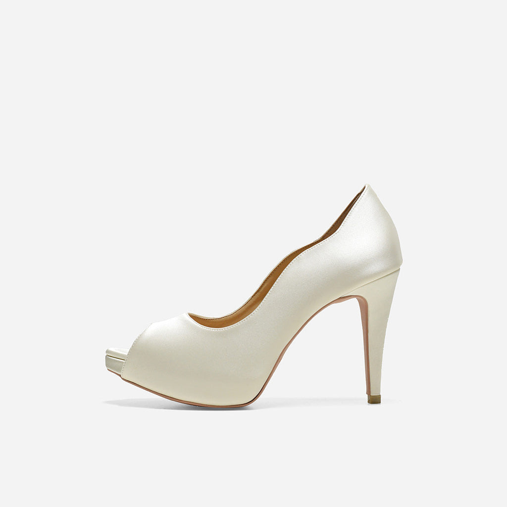 Pearl White